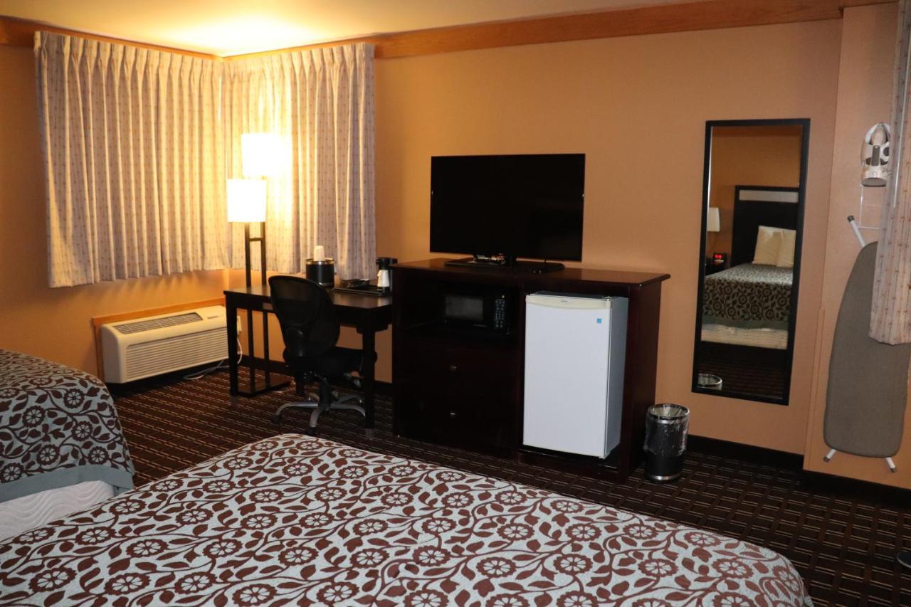 Prairie Inn Holmen La Crosse Area מראה חיצוני תמונה