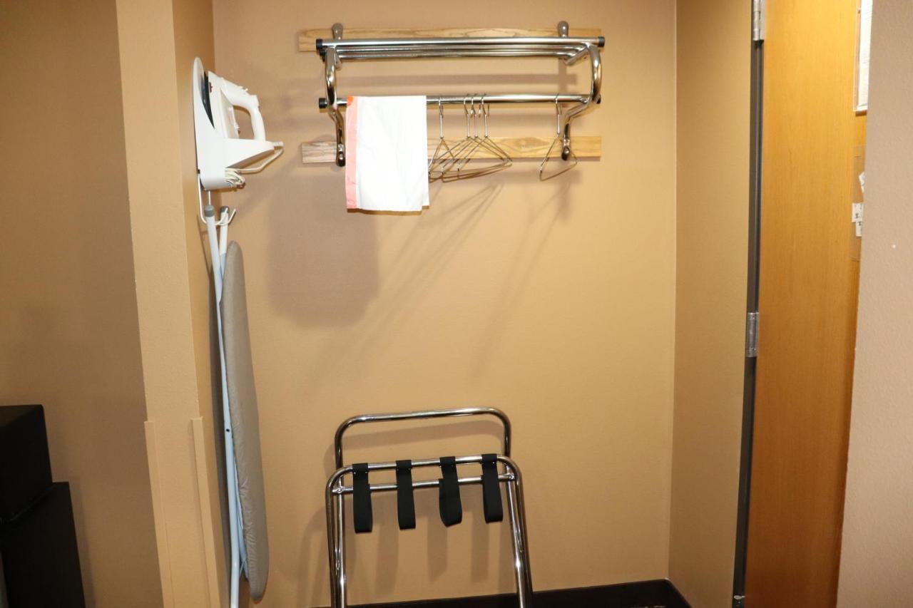 Prairie Inn Holmen La Crosse Area מראה חיצוני תמונה